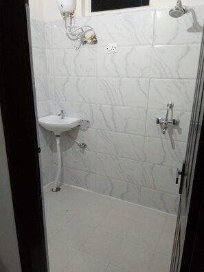 Douche, papier toilette