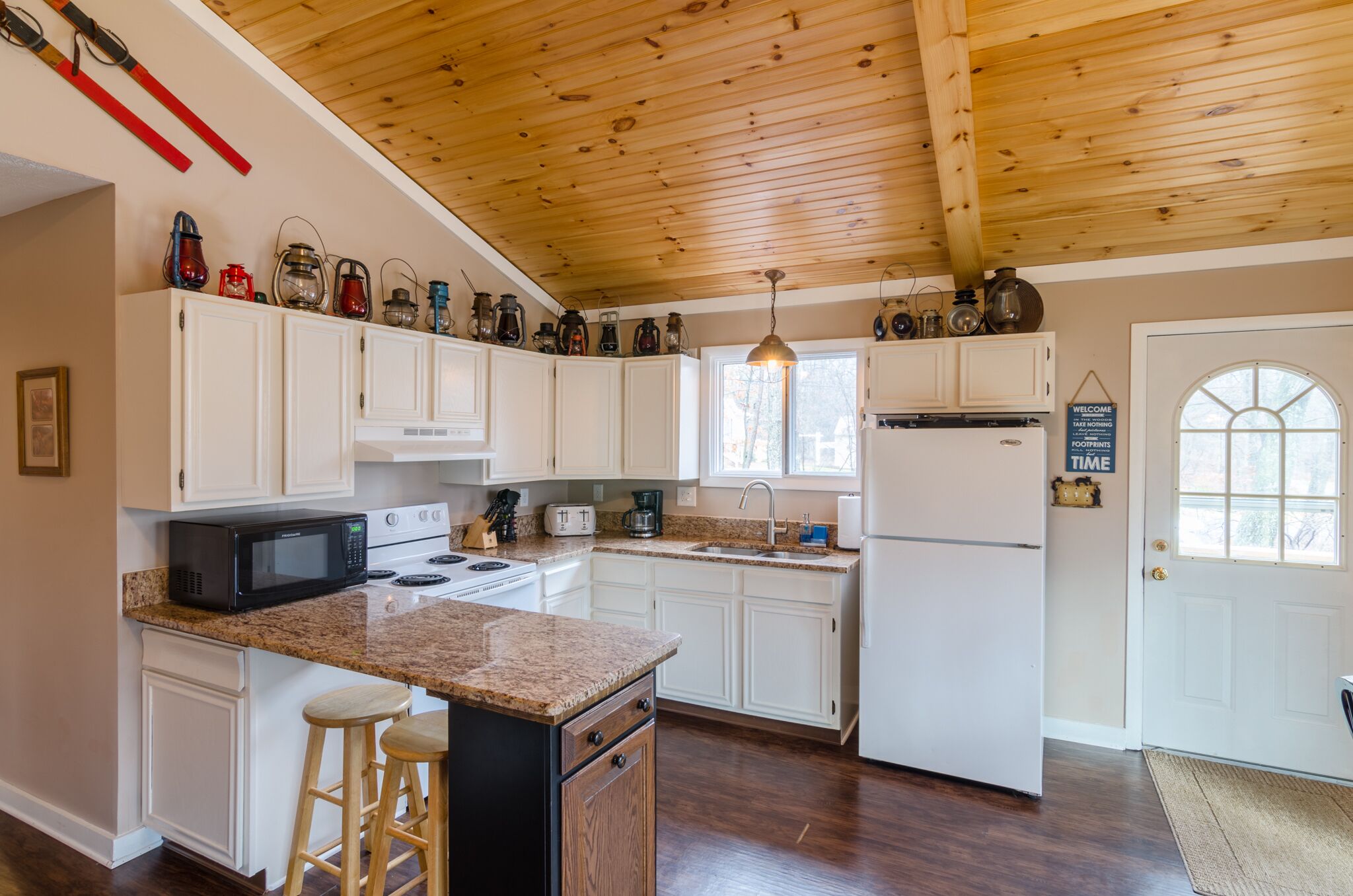 Cozy Cabin At Bear Creek Lake