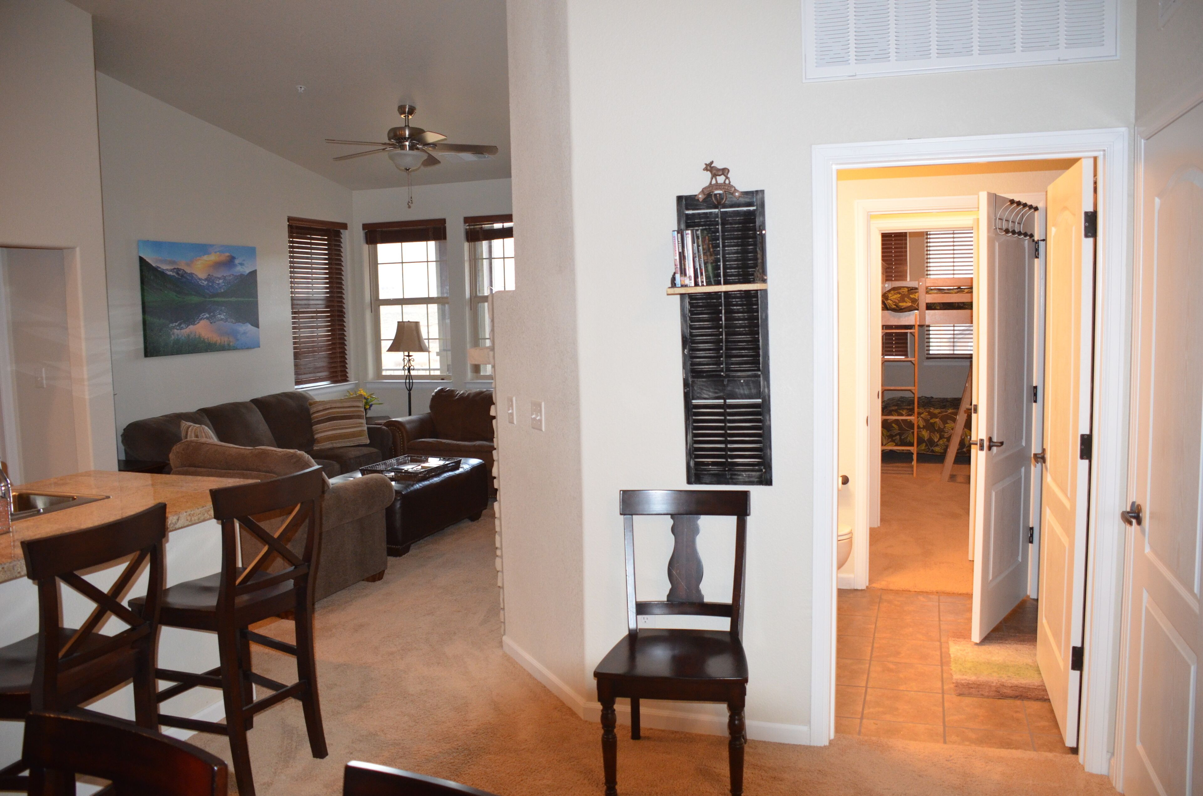 Ski Area Condo With Spectacular Views From 3rd Floor Balcony License #006836