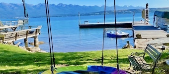 60% FRA SPECIALTILBUD OKT GODT MAJ !!! SPEKTAKULÆR FLATHEAD LAKE RETREAT!