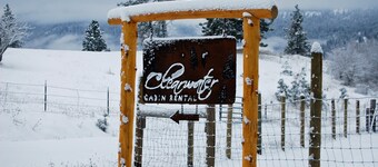 Peaceful, Private Cabin overlooking the Clearwater River. Dbl occ rates