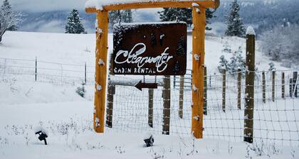 Peaceful, Private Cabin overlooking the Clearwater River. Dbl occ rates