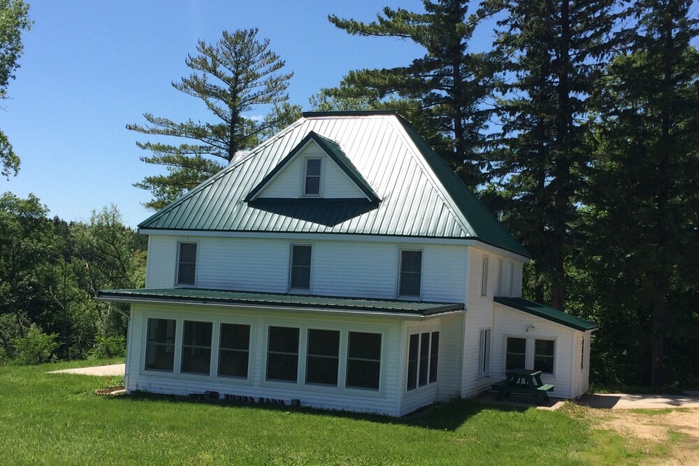 Shady Pines Retreat