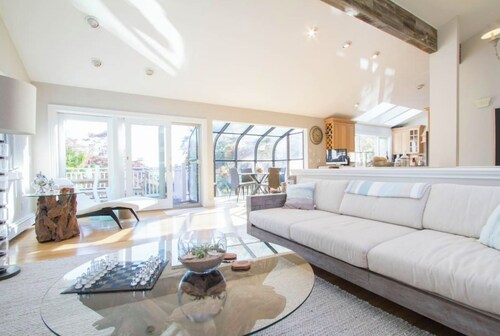 Luxury Waterfront Retreat • Private Hot Tub & Dock Near Sayville