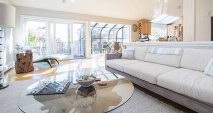 Luxury Waterfront Retreat • Private Hot Tub & Dock Near Sayville