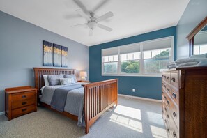 3 bedrooms, iron/ironing board, internet