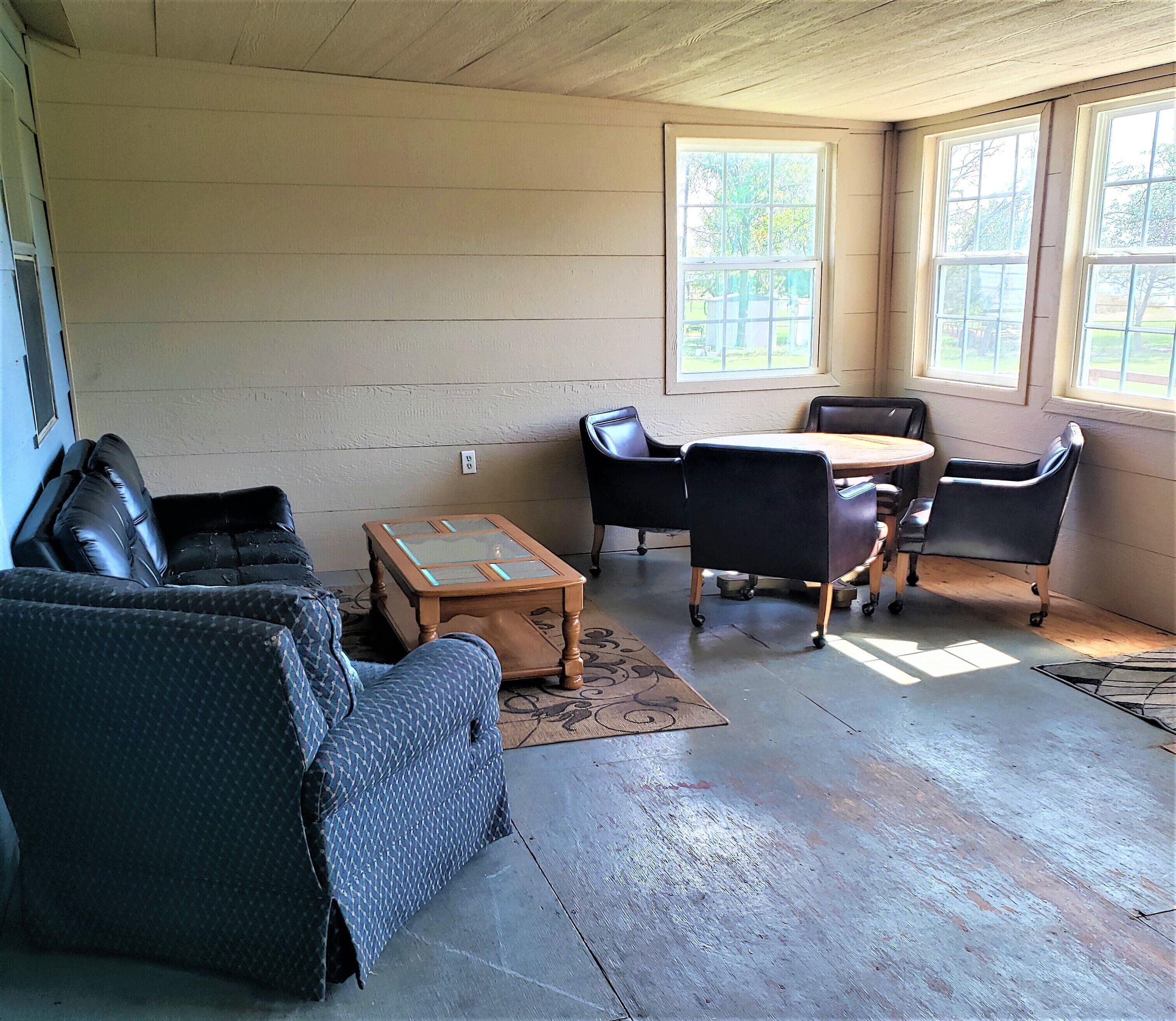 Lake House sits on 2 Acres, Quite, Lake Views....