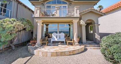 Iconic West Cliff with Views!