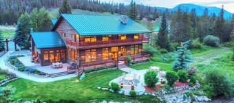 Waterfront, 10min>Ski, Spa, Game Rm, 3 car heat gr