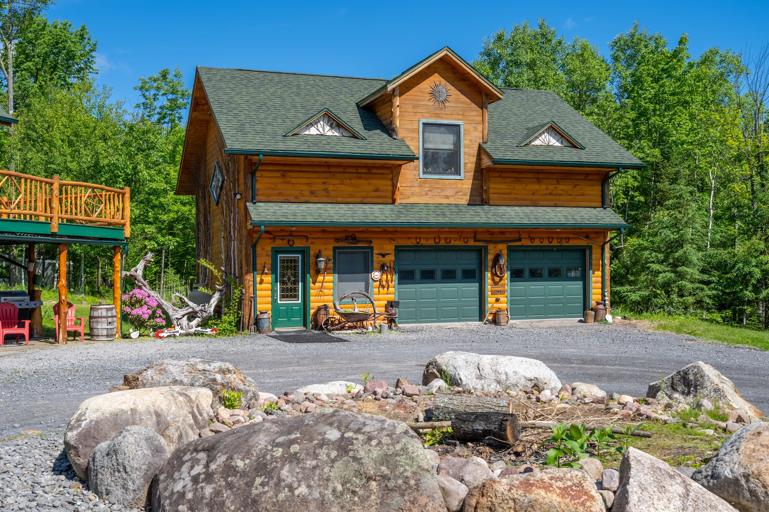 Cozy Adirondack Ski Cabin 