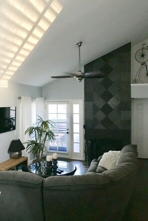 Smart TV, fireplace, printers