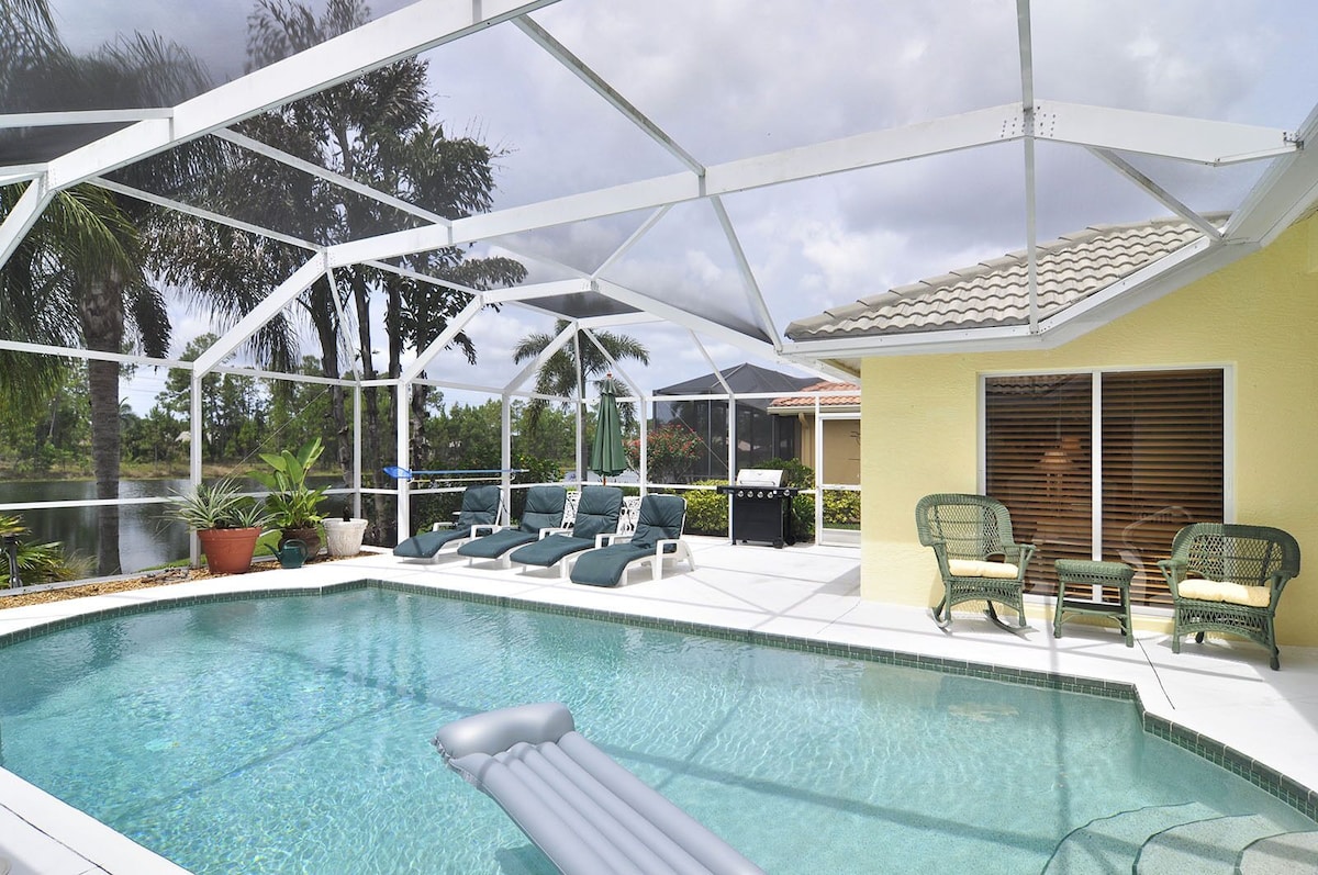 Photo 11 of Designer Furnished Lakefront Home In Briarwood Development