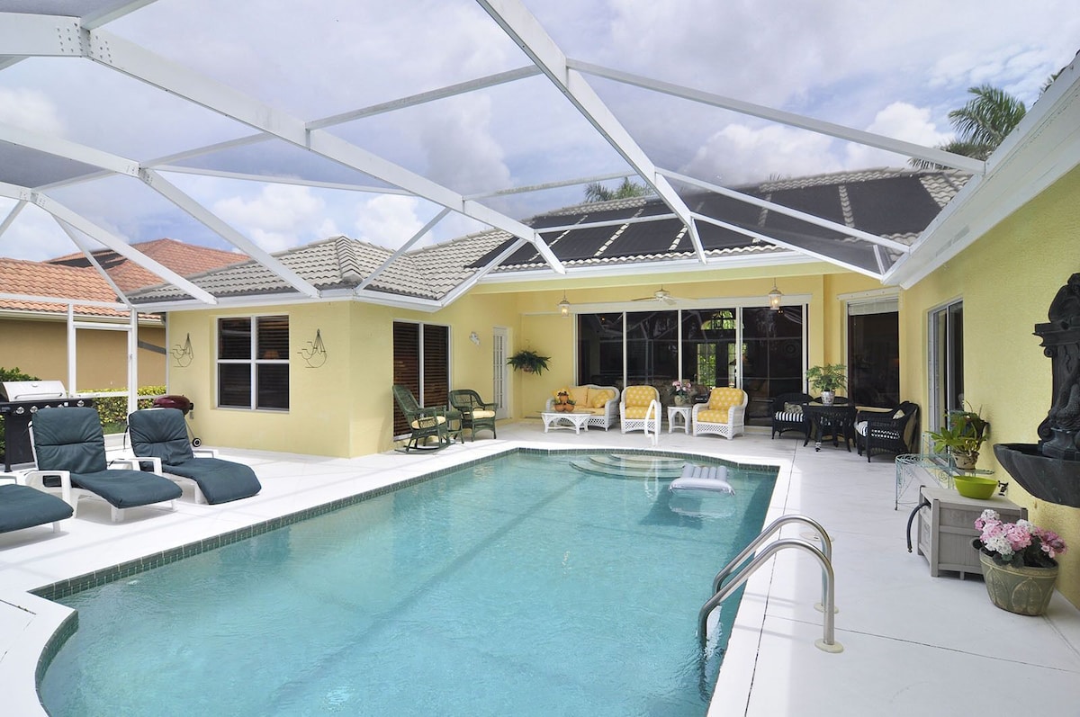 Photo 12 of Designer Furnished Lakefront Home In Briarwood Development