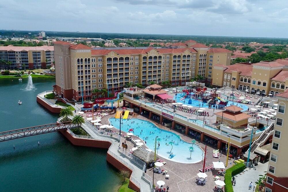 STUNNING ONE BEDROOM AT RESORT NEAR DISNEY