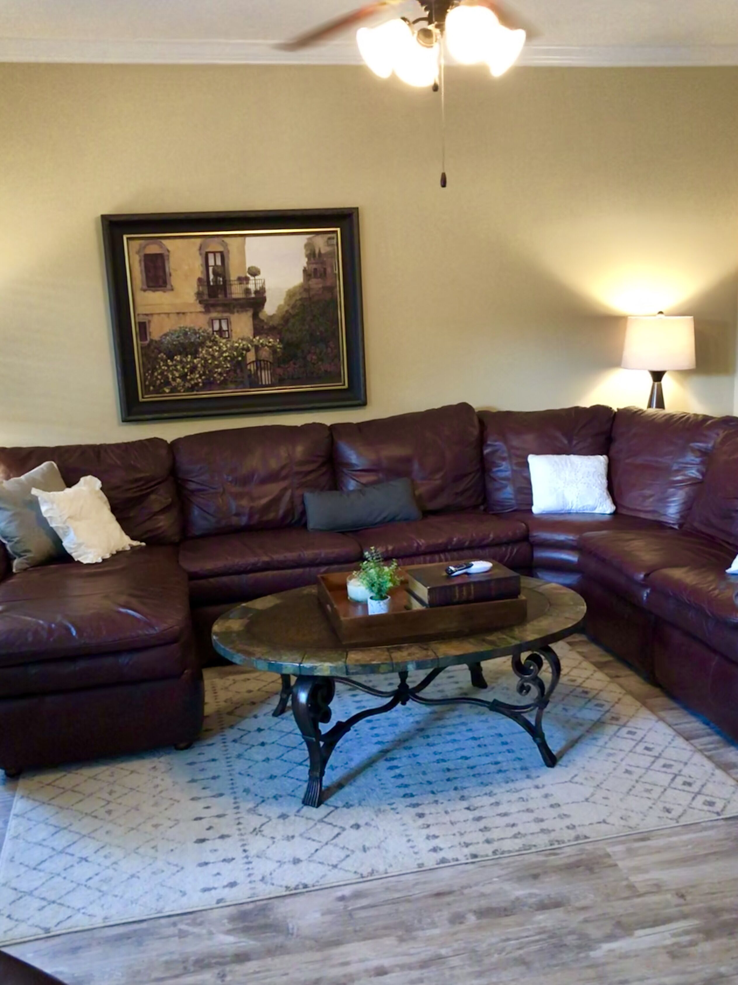 Lovely Private Town Home for Short Term and Long Term Rental