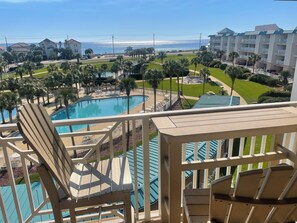 Property grounds - Amalfi Coast 418B..Top floor, GRAND view, great amenities with beach service
. (Miramar Beach)