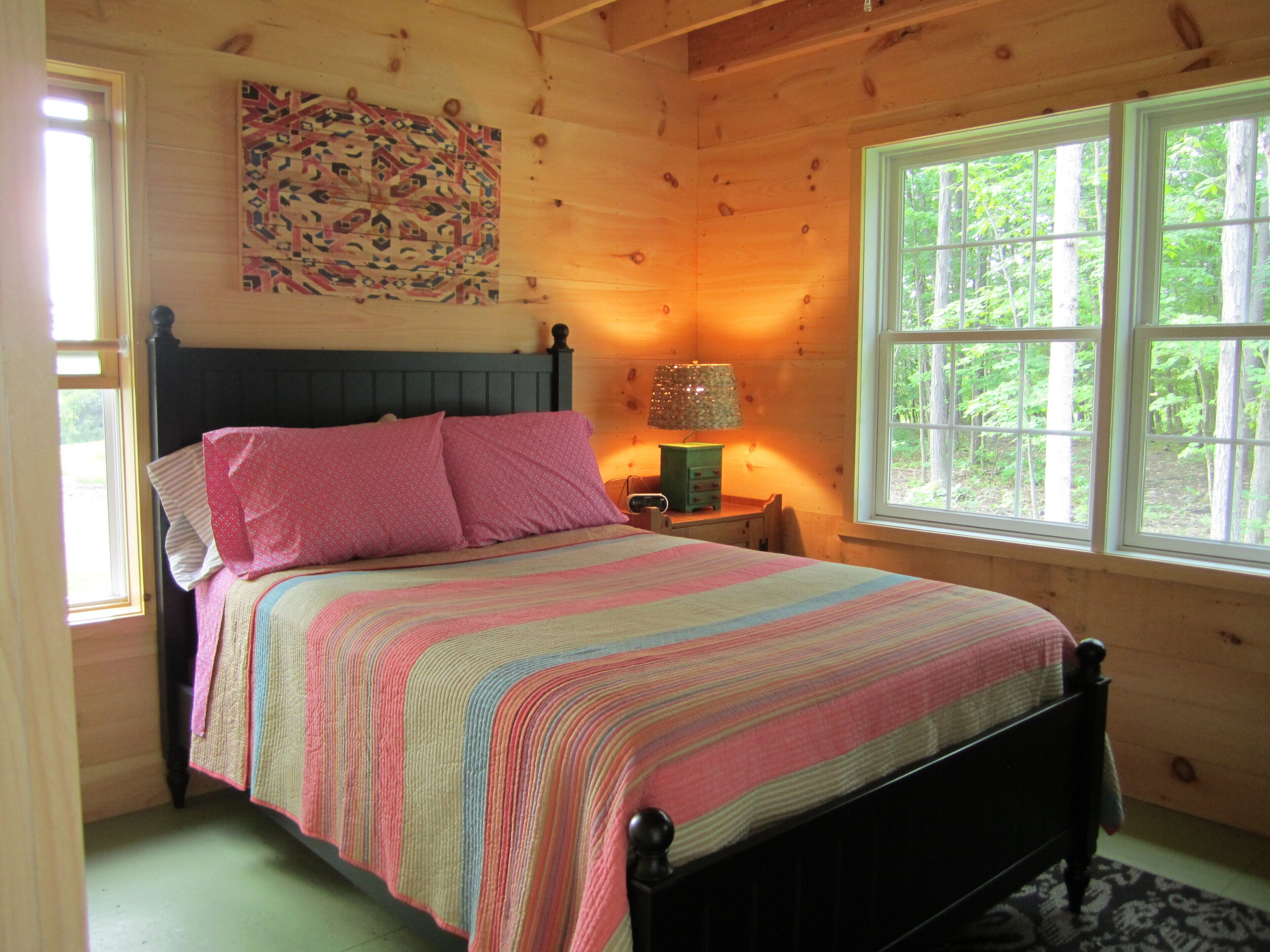 2 chambres, bureau, accès au Wi-Fi (inclus), literie fournie