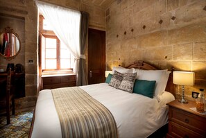 Habitació doble, accessible (De Leon) | Llençols de cotó egipci i roba de llit d'alta qualitat 