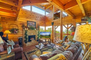 Smart-TV, peis, Netflix og DVD-spiller