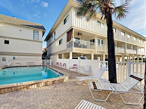 Outdoor pool, a heated pool