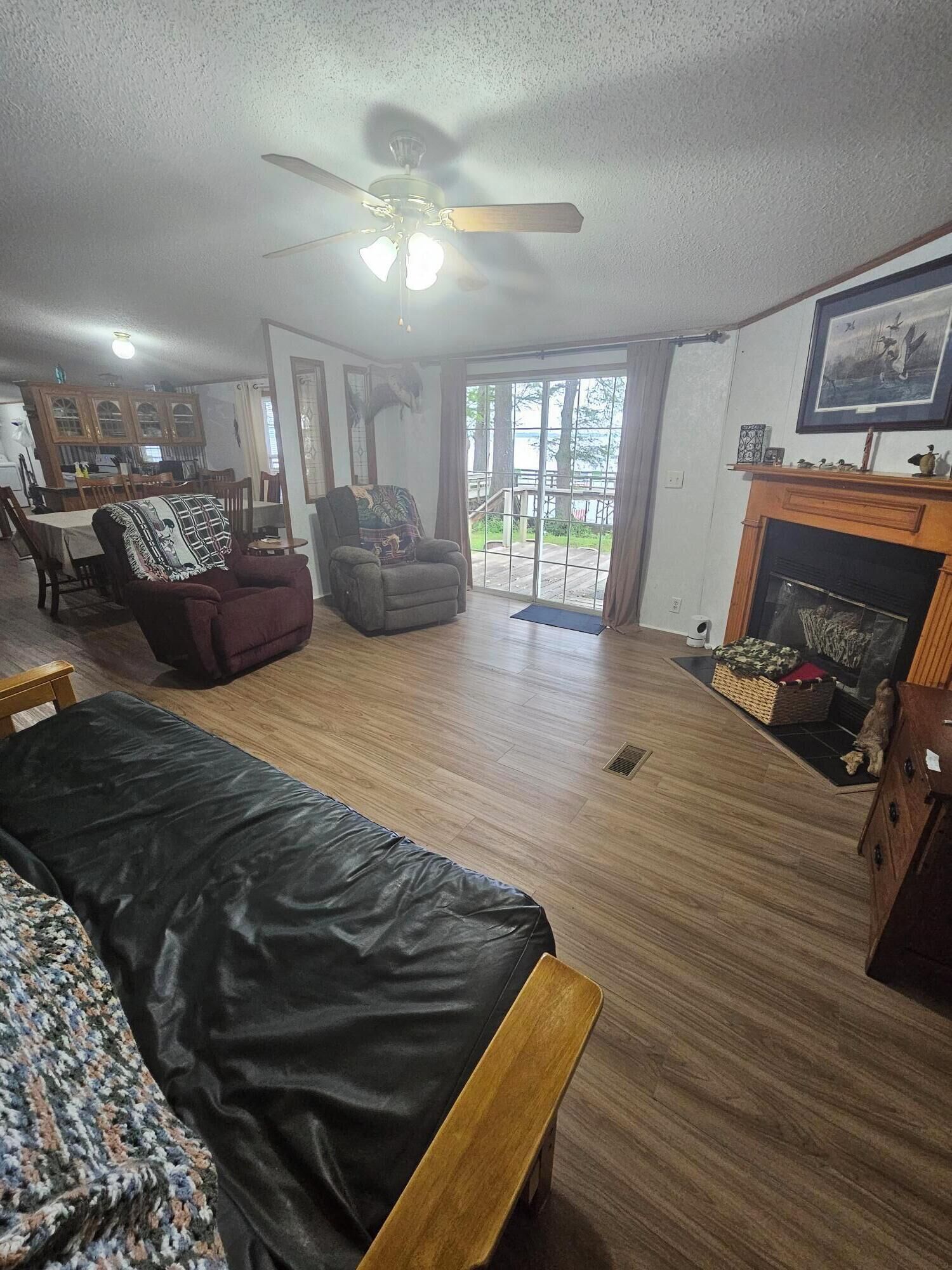 Smart TV, DVD player, books, video library