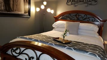 1 habitación, tabla de planchar con plancha, wifi gratis y ropa de cama