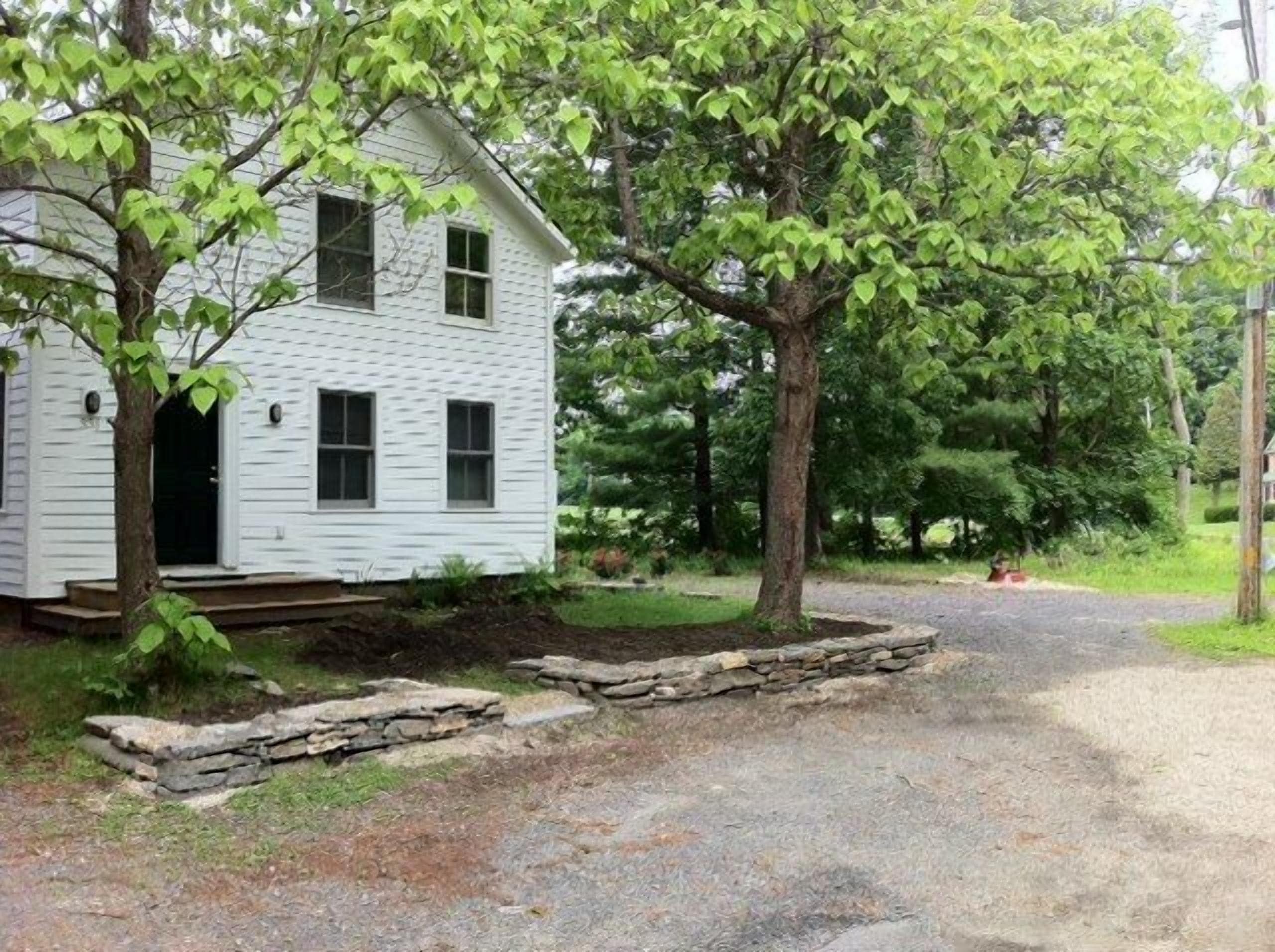 2 bedroom Riverhouse in the Heart of the Berkshires