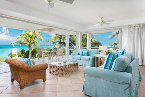 GROSSE OCEAN FRONT SUITE ZUM BESTEN SCHNORCHELN AM GRACE BAY BEACH!