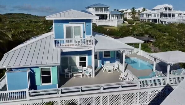 Exterior - Ocean Views with Pool - Spacious Family Friendly 3BR/2BA- CATCH A WAVE BAHAMAS (Hope Town)