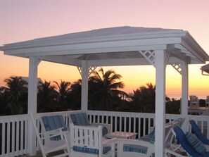 المنطقة المحيطة بالمنشأة