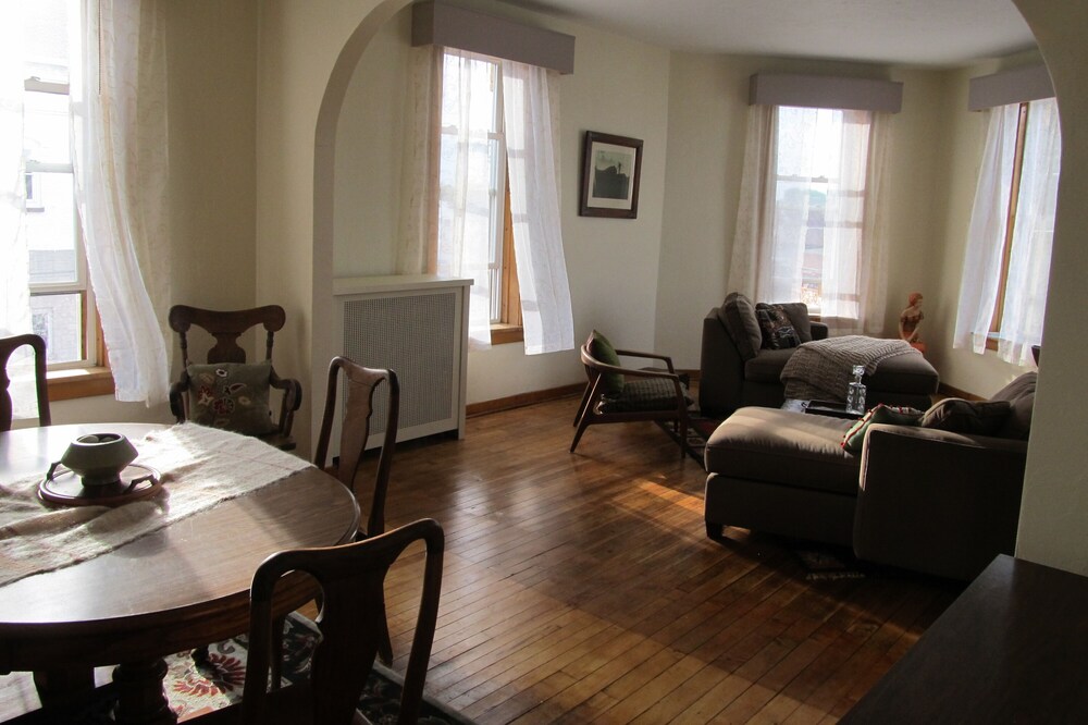 Beautiful Apartments in a turn-of-the-century historic building