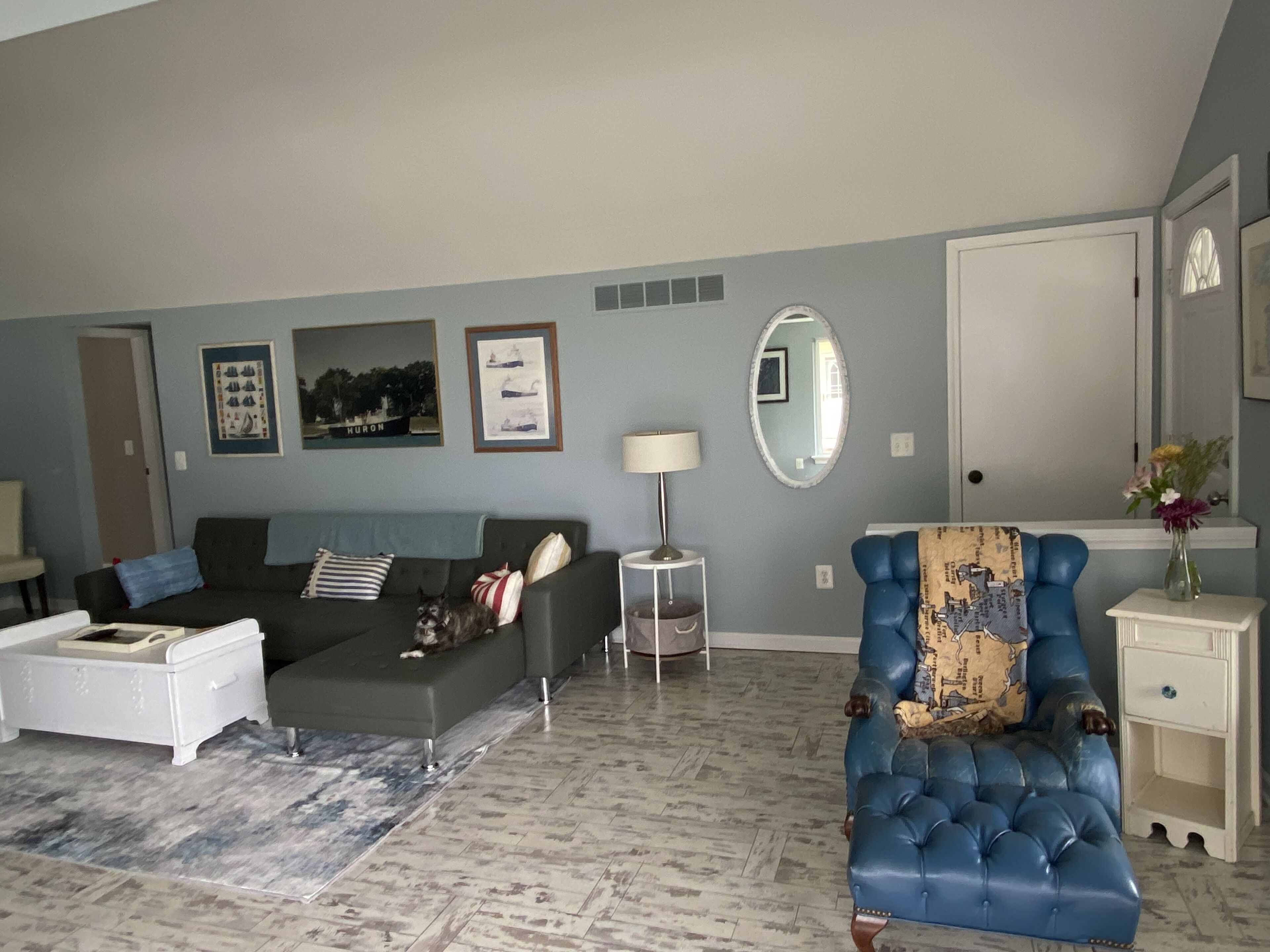 Lake Luxury At It's Finest!!! Come For The View, Stay For The Hospitality!