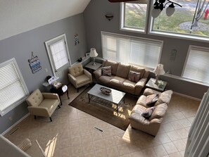 Televisión, videojuegos y libros 