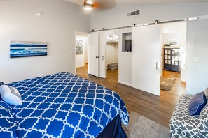 3 bedrooms, desk, iron/ironing board, travel cot