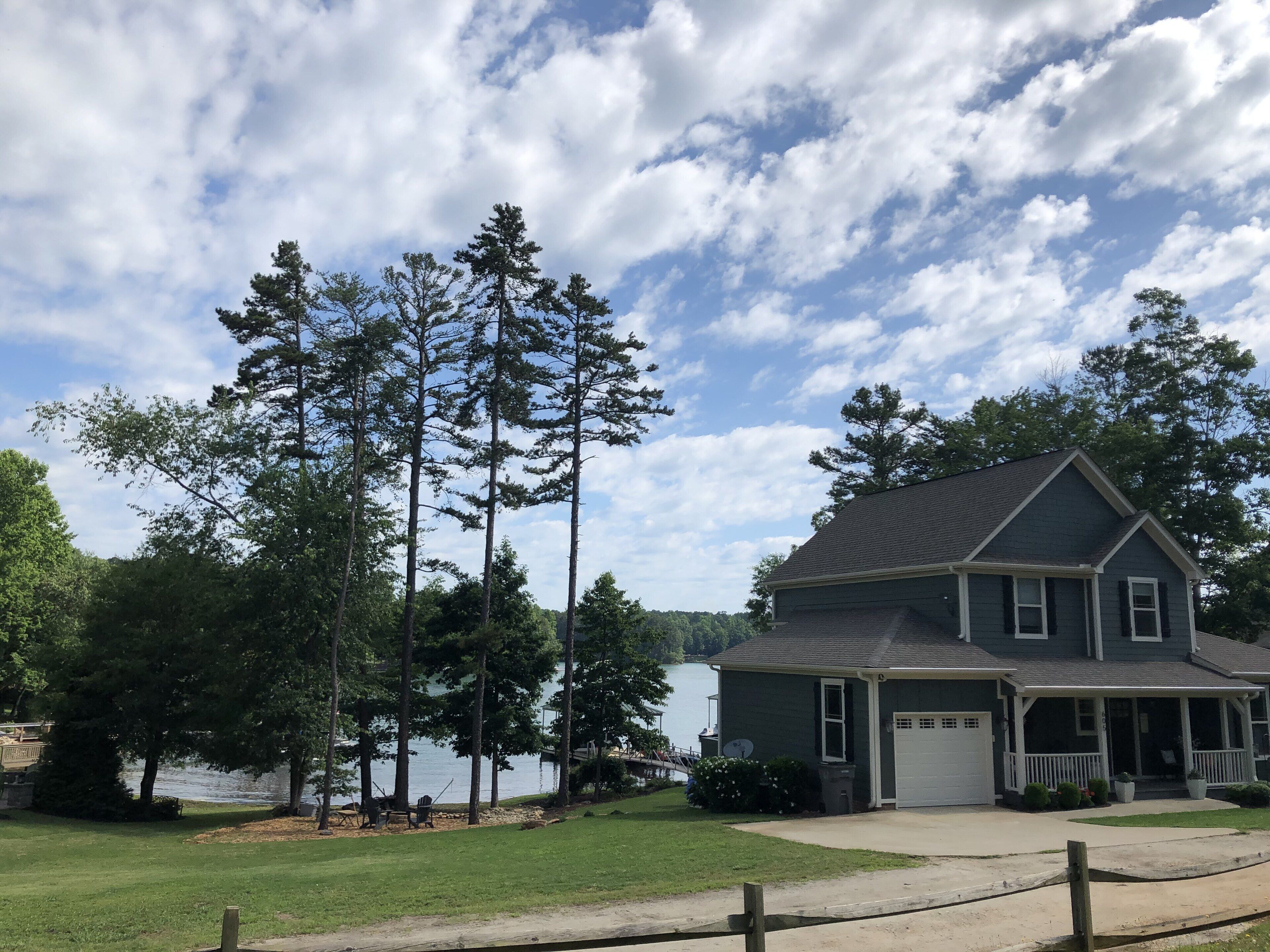 Lake Keowee/Clemson Vacation Home for Family, Friends & Football WINTER DEALS! 