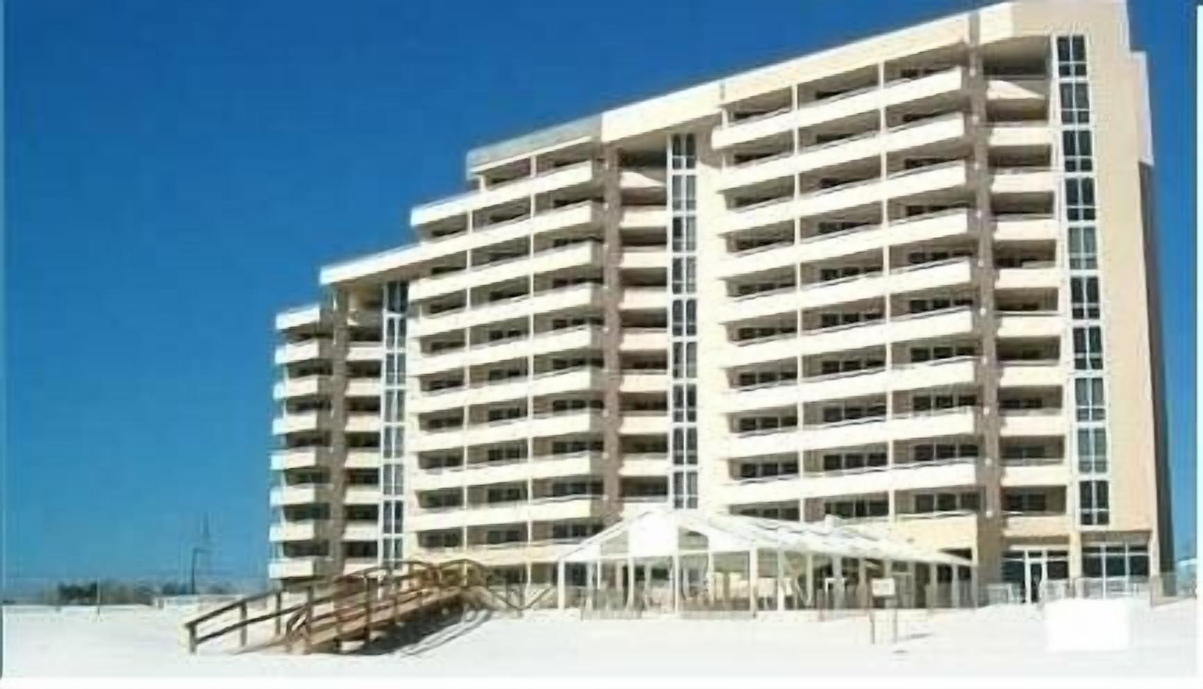 Penthouse Suite - Largest Private Deck in Complex