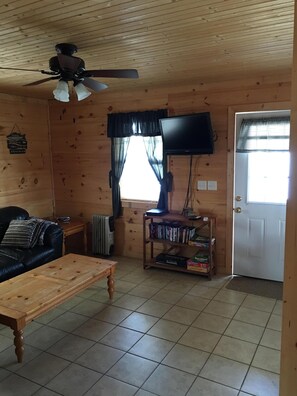 Fernseher, DVD-Player