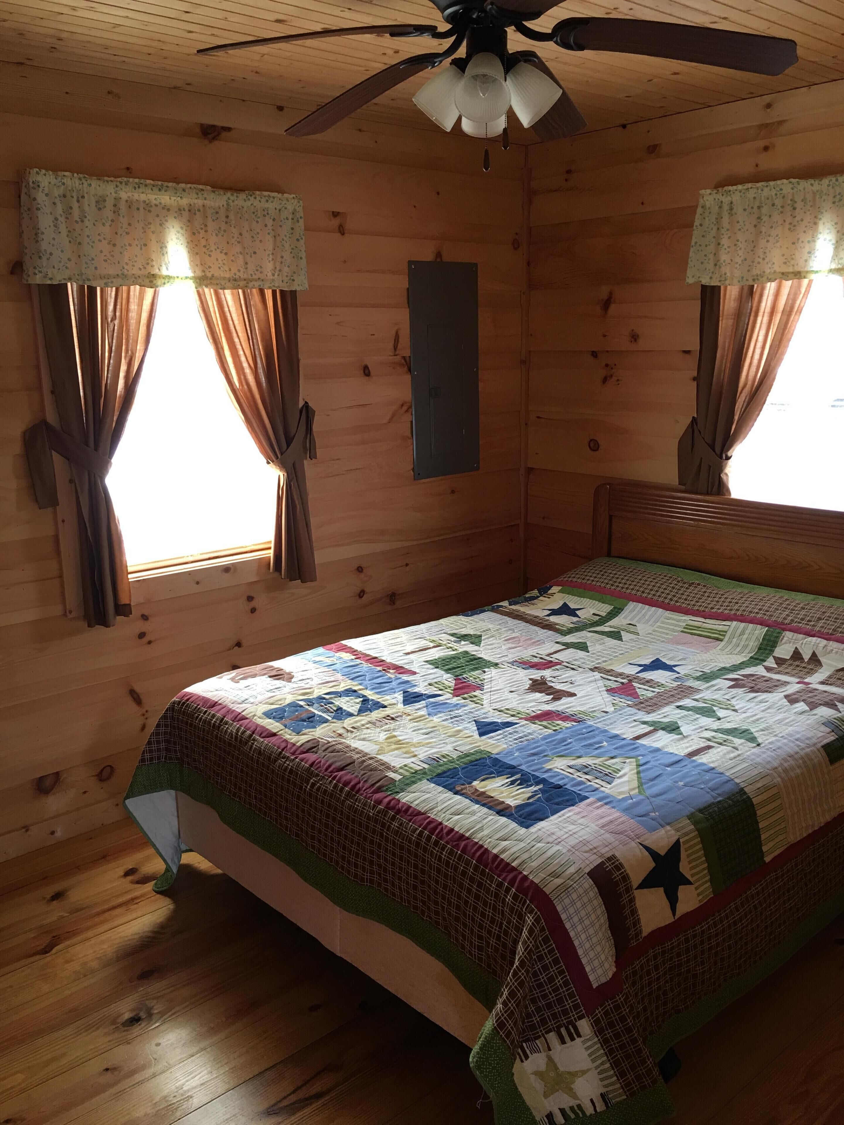 Holpp's Pine Ridge Lake