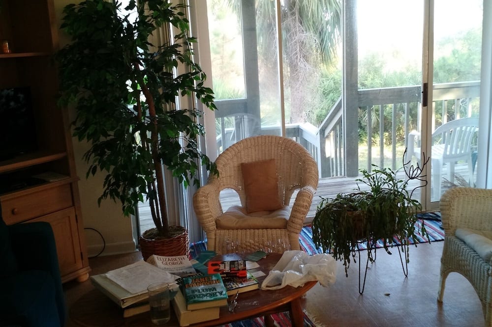 Edisto Island Airbnb & Cheap Cabin Rentals from 105 AirCabins