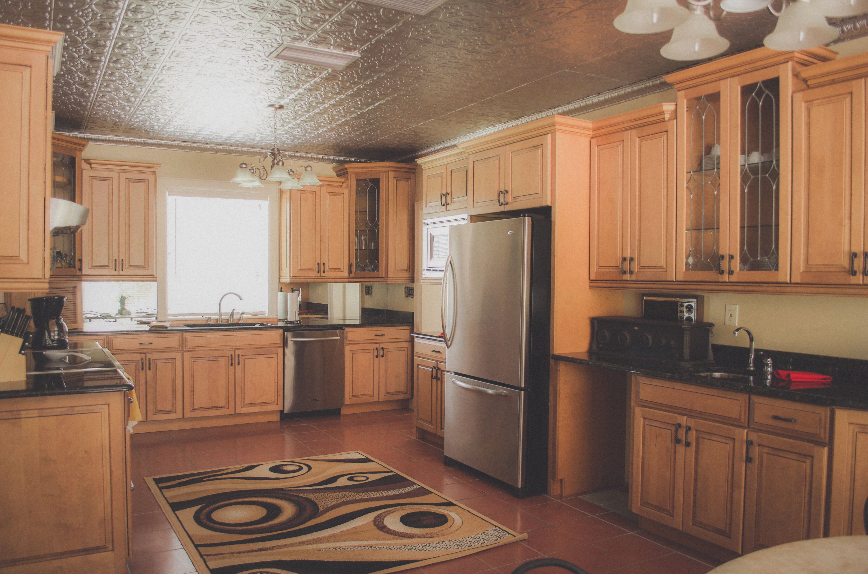 Social Distance on 40 acre Estate - The Manor