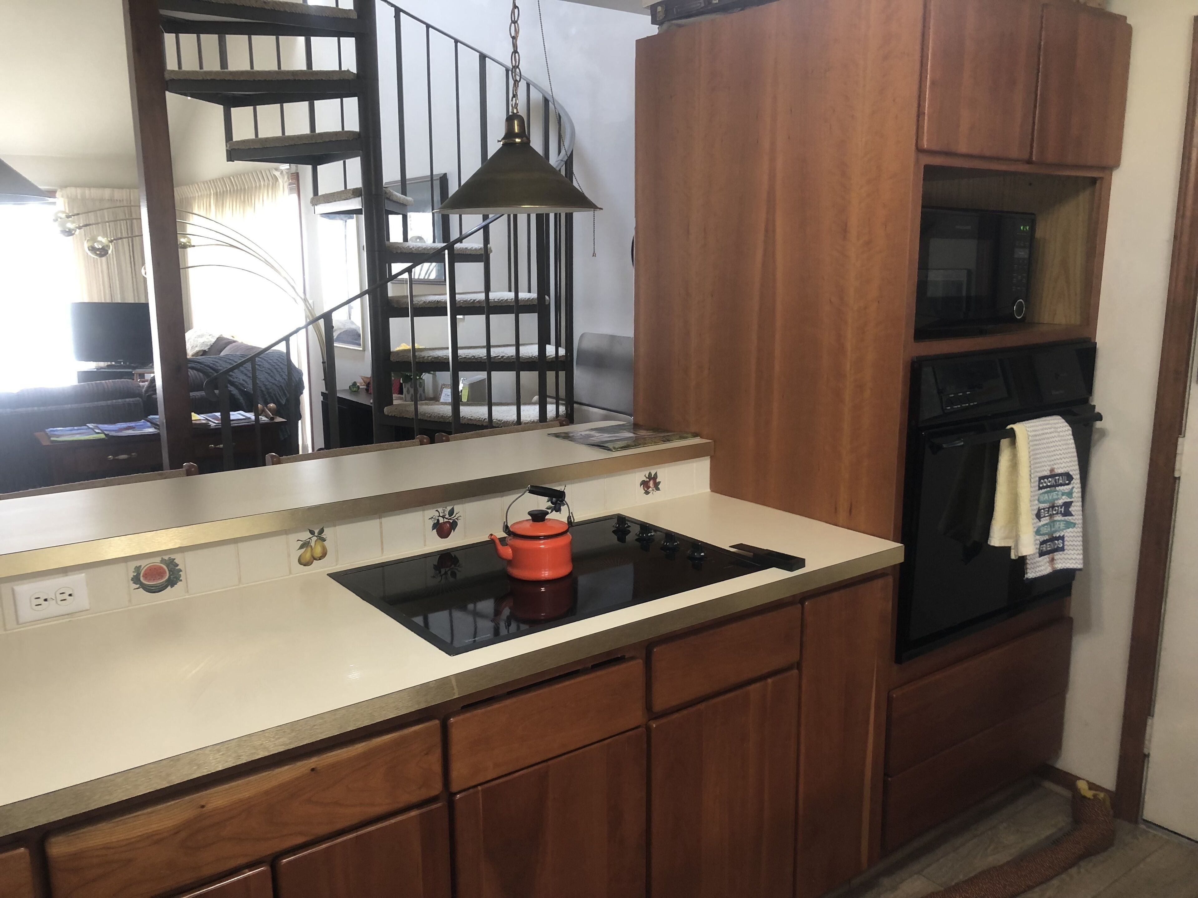 Cozy South Haven Cottage with Private Beach Access