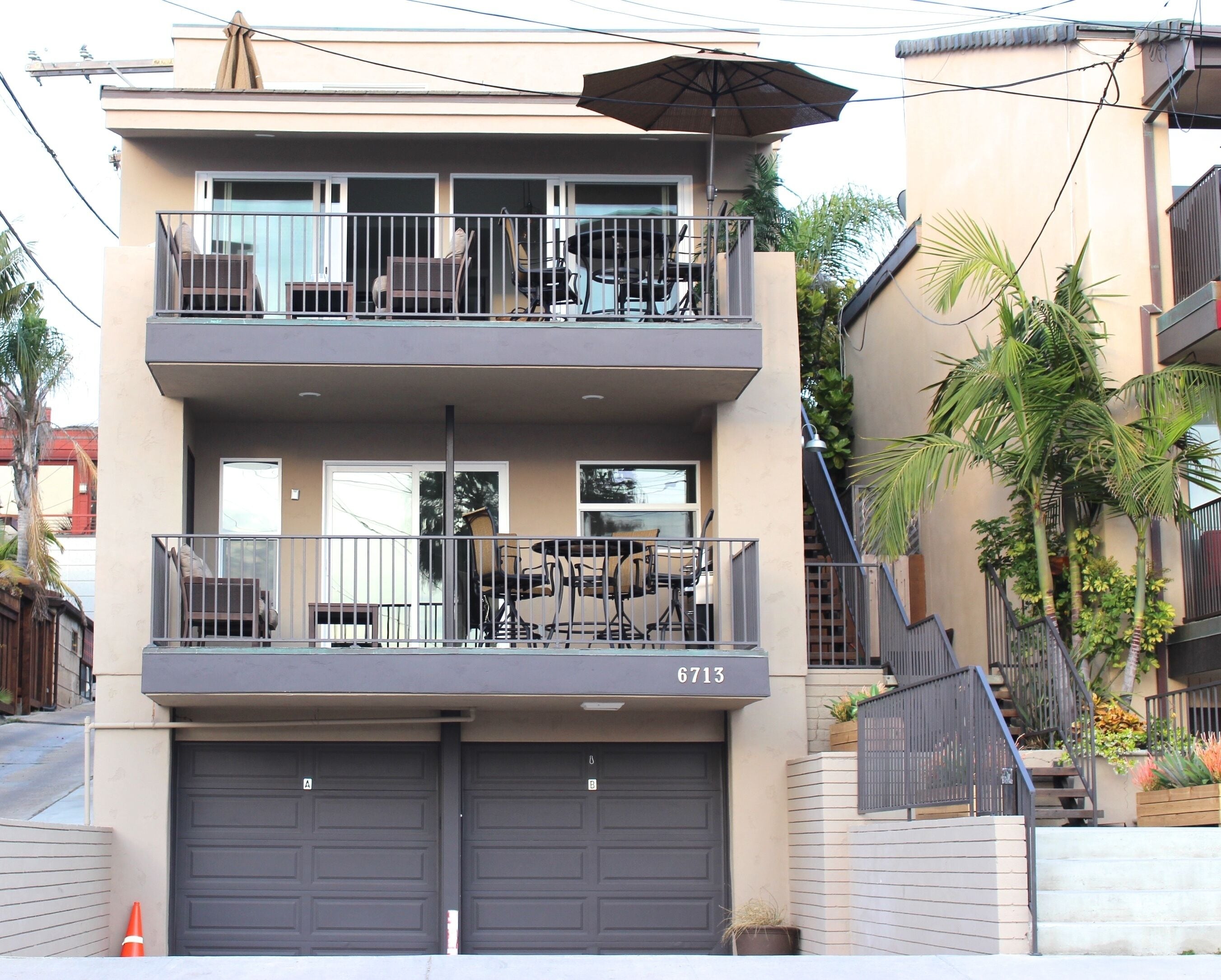 SURFRIDER 1 - 2 Bdrm/2 Bath - Steps to WindanSea Beach, La Jolla