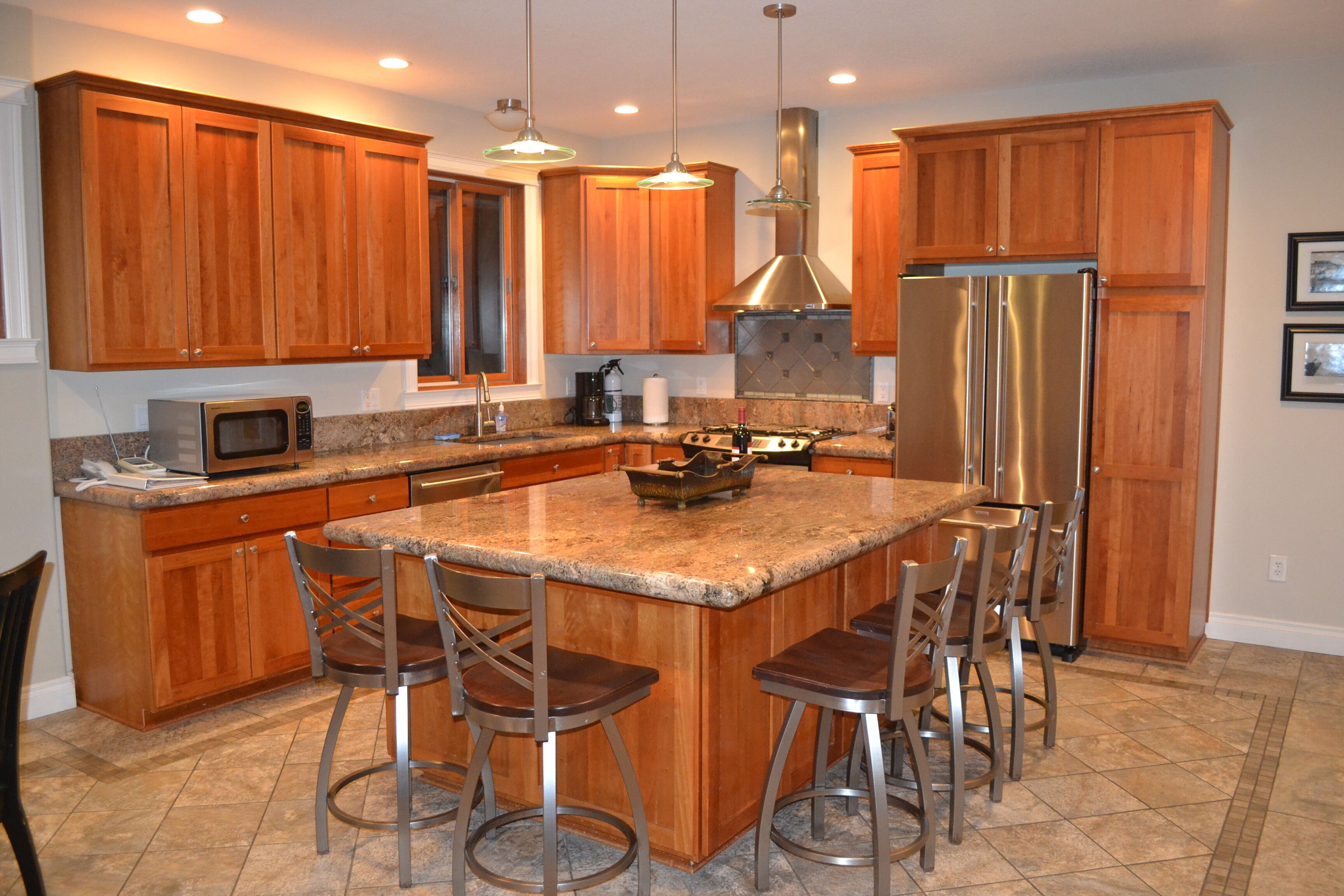 Brezza Marina - Prime Oceanfront Location - on Promenade!