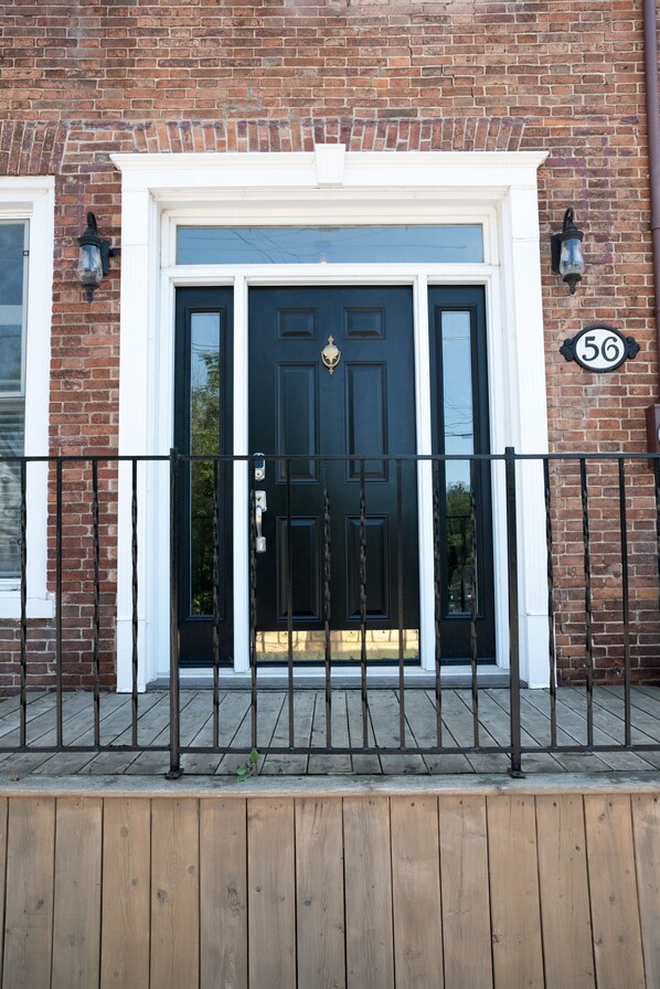 Exterior detail - Modern 4BR Harbourfront Century Home (Prince Edward)