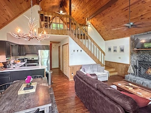 Smart TV, fireplace, DVD player, stereo