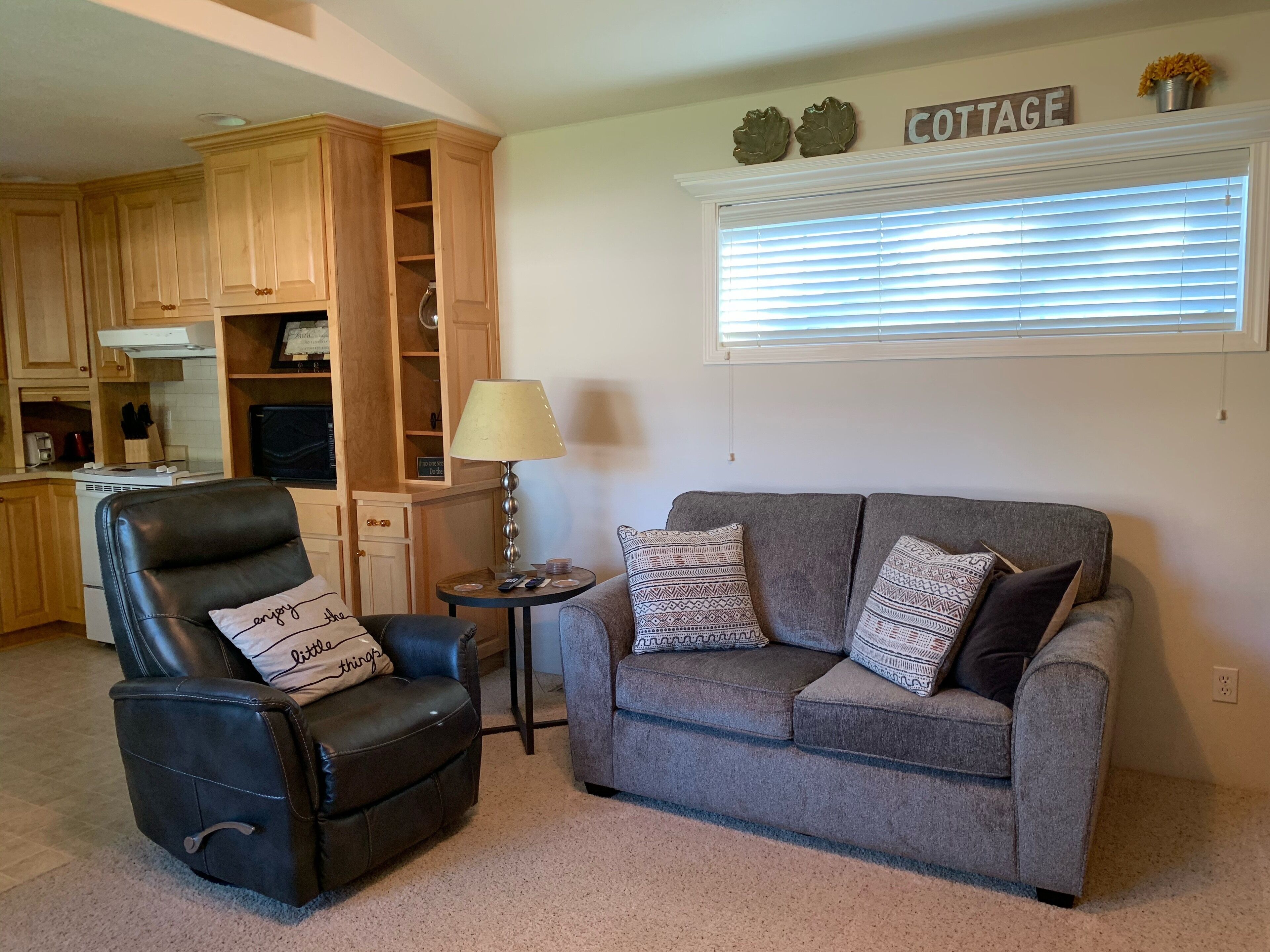 Quiet, Modern, Cottage