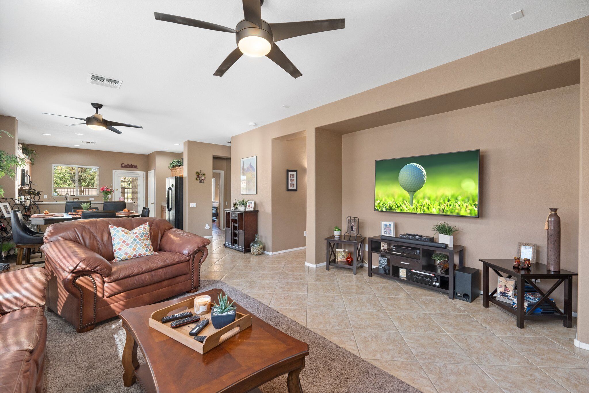 Beautiful Home w/private pool, putting green near Westgate.