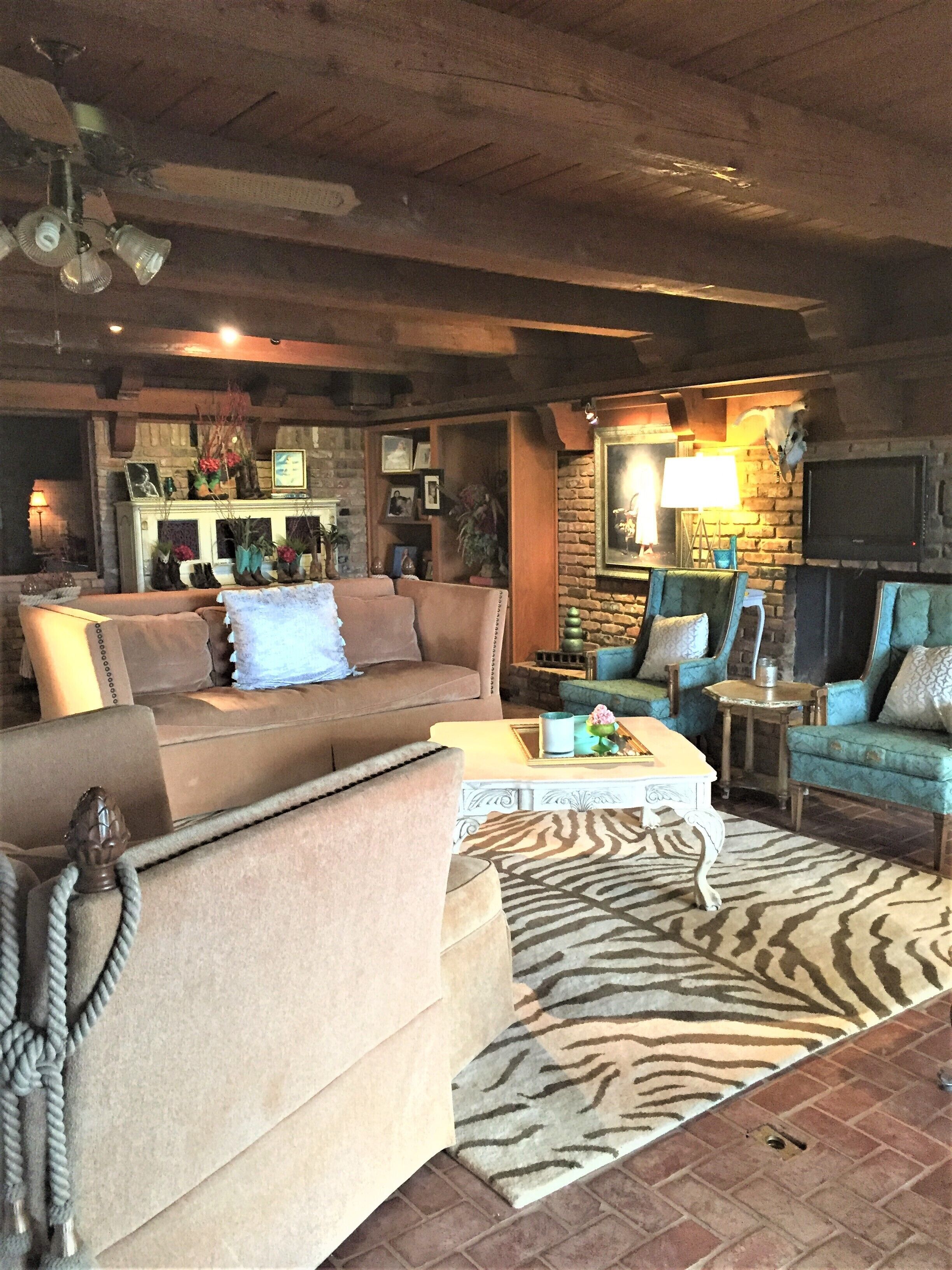 The Ranch House Retreat,  small corporate venue, small outdoor wedding venue