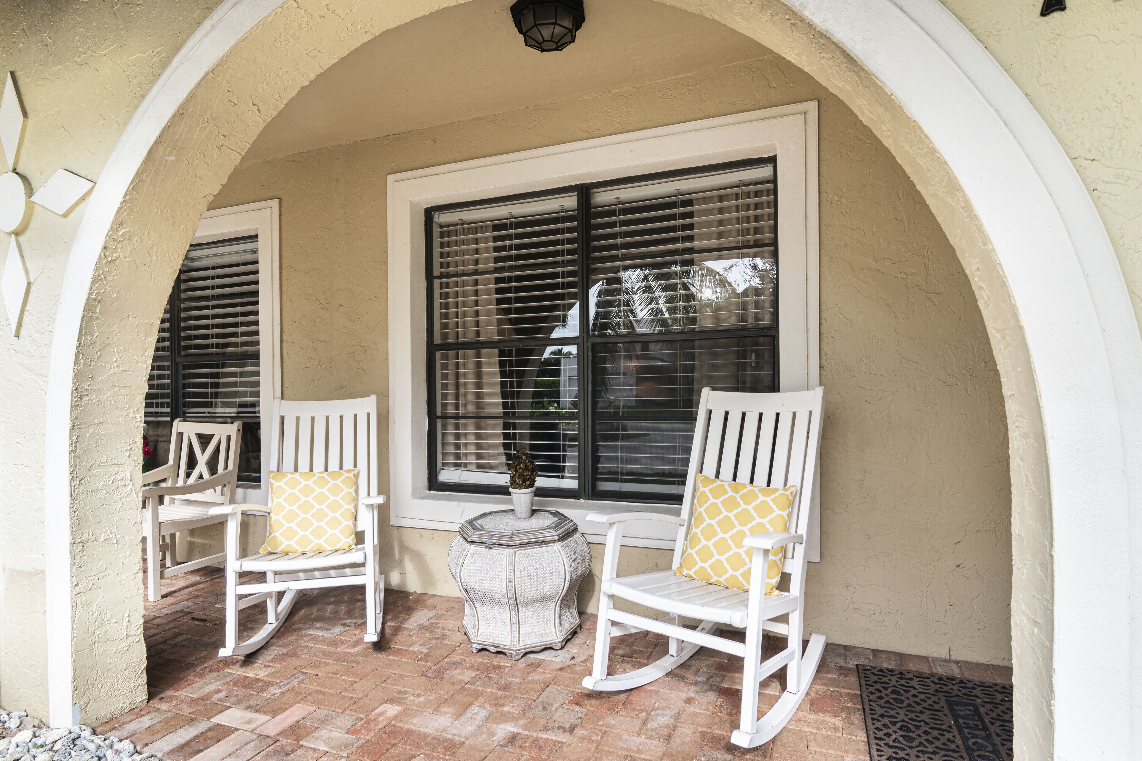 Naples Vanderbilt Beach: Spring Specials! Pets welcome👍