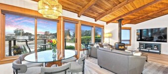 Sandy Beachfront Surfside - Newly Remodeled w/ HOT TUB!
